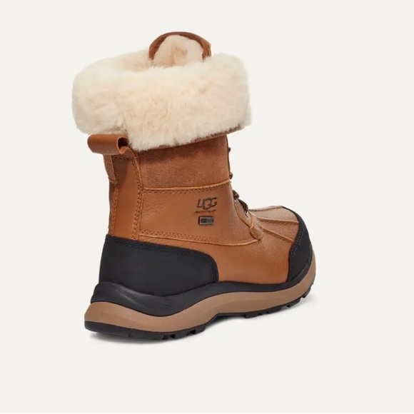 Ugg Adirondack lll Boots Size 8.5 NWT - Picture 2 of 15